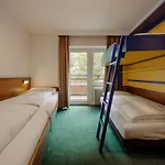 Theresi Apartmenthotel Szálloda Saalbach Hinterglemm