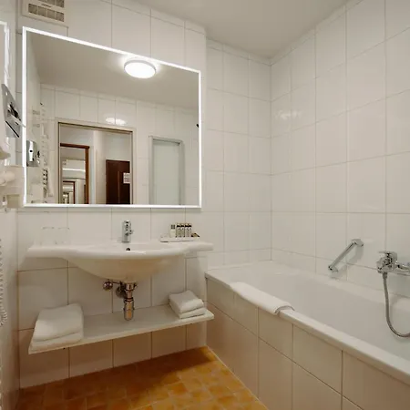 Hotel Theresi 4*